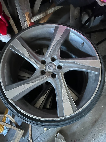 Volvo V70 9 of 9