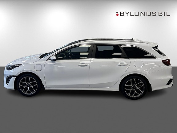 Kia Ceed 4 of 16