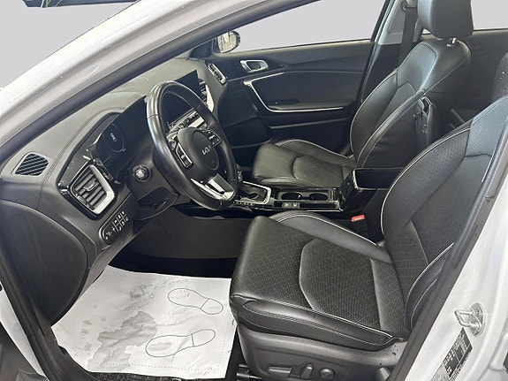 Kia Ceed 8 of 16