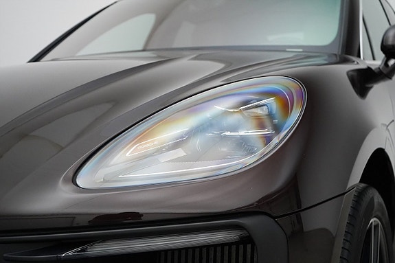 Porsche Macan S 25 of 26