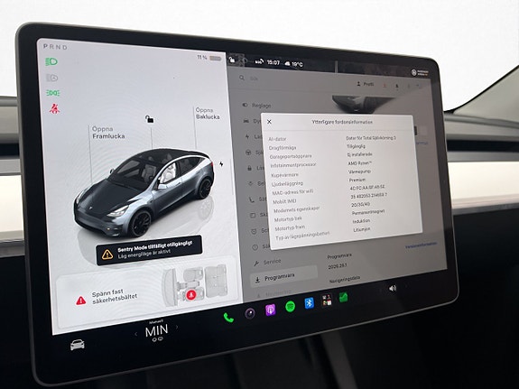Tesla Model Y 25 of 30