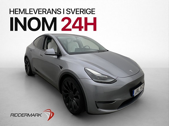Tesla Model Y 4 of 30