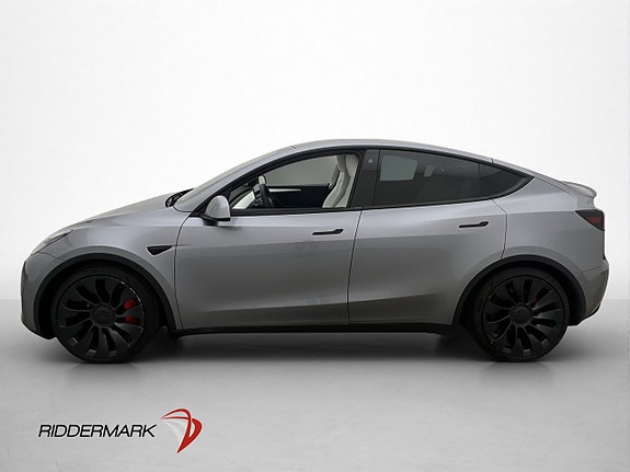 Tesla Model Y 5 of 30