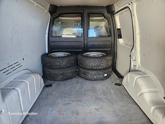 Volkswagen Caddy 18 of 18