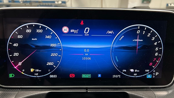 Mercedes-Benz C300 14 of 23