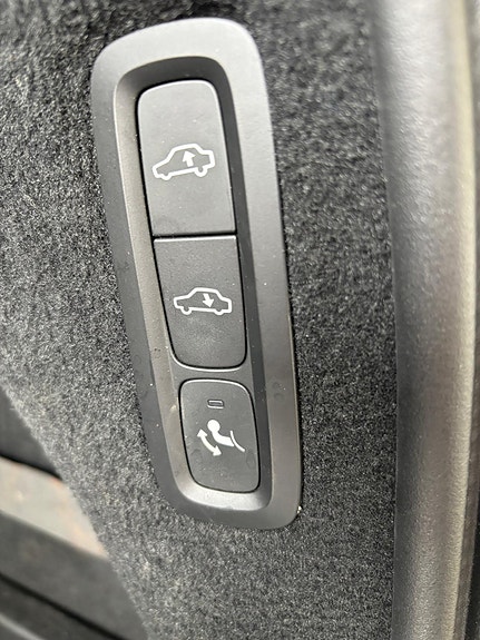 Volvo XC90 15 of 21