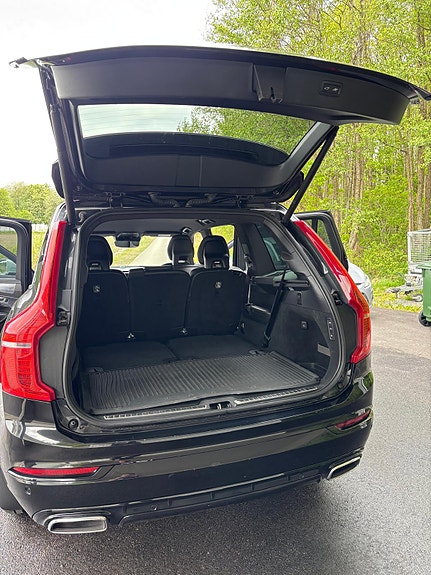 Volvo XC90 14 of 21