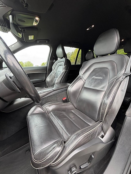 Volvo XC90 5 of 21