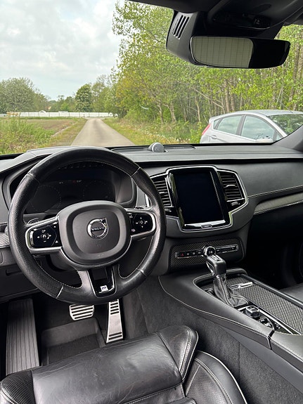 Volvo XC90 19 of 21