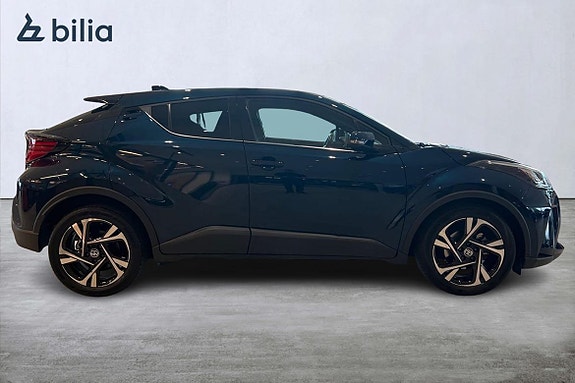 Toyota C-HR 18 of 21