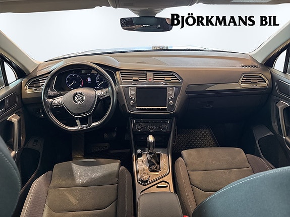 Volkswagen Tiguan 7 of 15