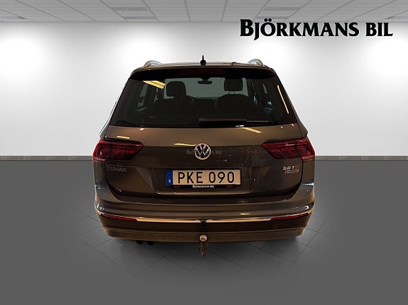 Volkswagen Tiguan 5 of 15