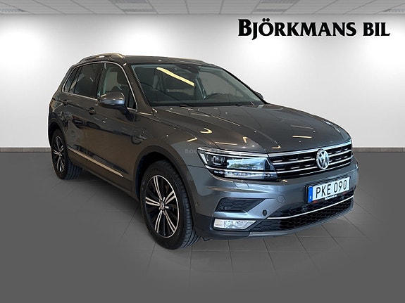 Volkswagen Tiguan 3 of 15