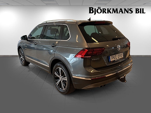 Volkswagen Tiguan 6 of 15