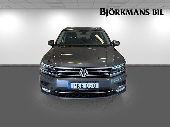 Volkswagen Tiguan 2 of 15