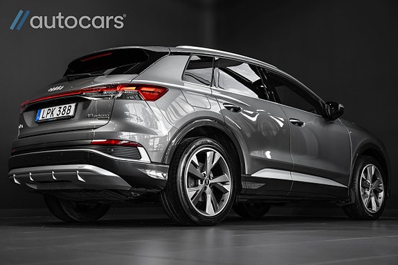 Audi Q4 e-tron 3 of 30