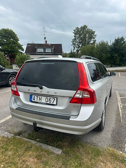 Volvo V70 7 of 10