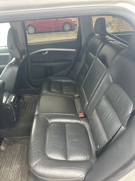 Volvo V70 10 of 10