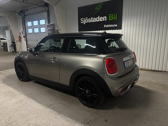 MINI Cooper S 3 of 17