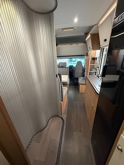 Sun Living A 75 DP (Dubbelbädd & Alkov) 6 bältade 6 sovplatser! Stort garage! AC! 16 of 22
