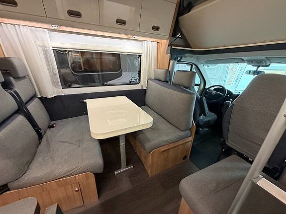 Sun Living A 75 DP (Dubbelbädd & Alkov) 6 bältade 6 sovplatser! Stort garage! AC! 2 of 22