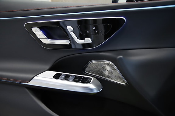 Mercedes-Benz E53 16 of 22