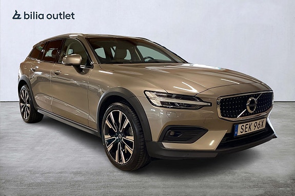 Volvo V60 Cross Country 4 of 26