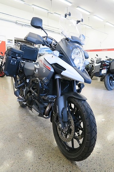 Suzuki DL1000 18 ABS V-Strom 1.0 Euro 4 2 of 8