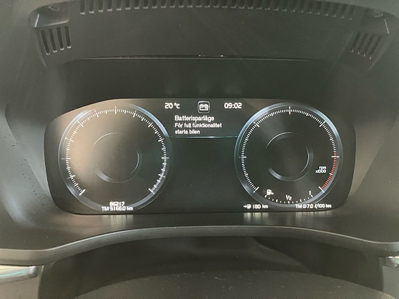 Volvo XC60 12 of 15