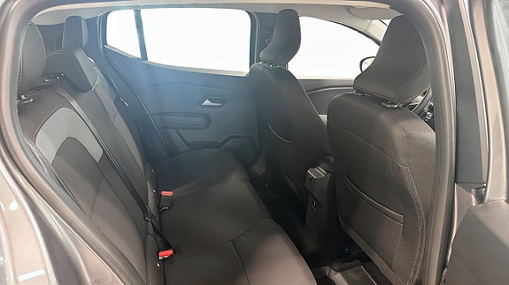 Dacia Sandero 5 of 9