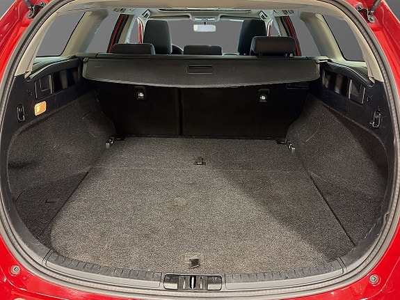 Toyota Auris 2 of 11