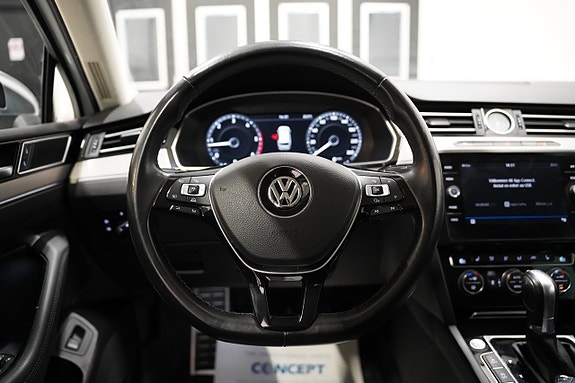 Volkswagen Passat Alltrack 14 of 27
