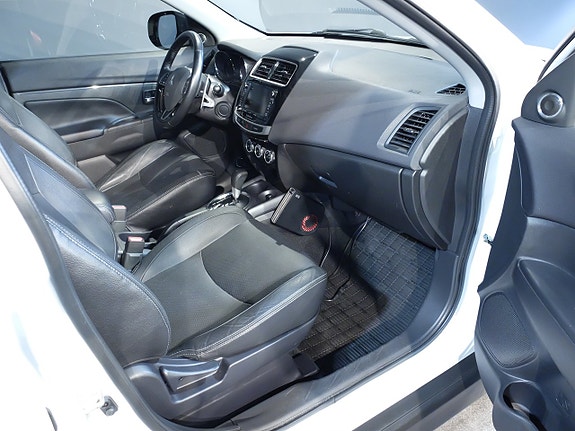 Mitsubishi ASX 7 of 8