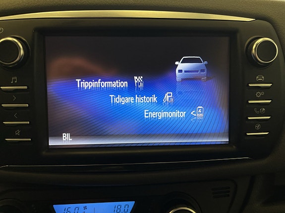 Toyota Yaris 18 of 26