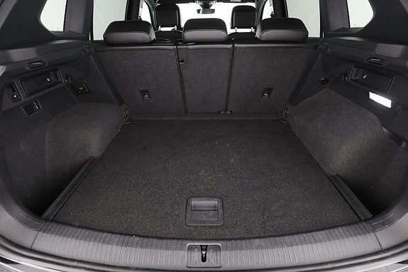 Volkswagen Tiguan 18 of 30
