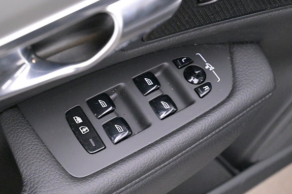 Volvo V90 10 of 27