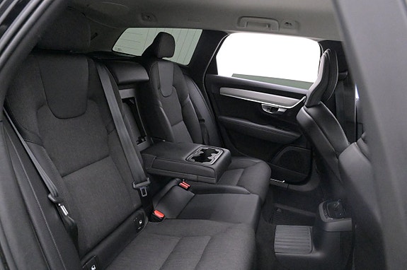 Volvo V90 23 of 27