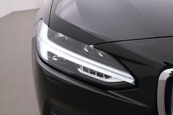 Volvo V90 26 of 27