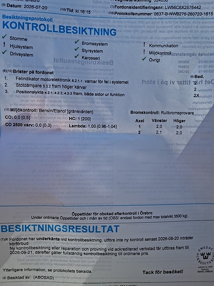 Volvo V70 3 of 4