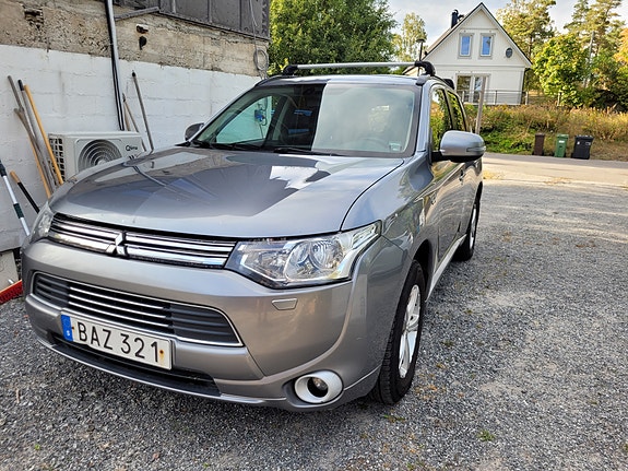 Mitsubishi Outlander 8 of 12