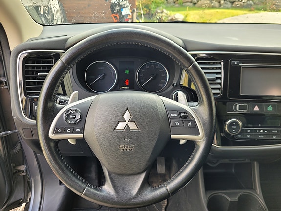 Mitsubishi Outlander 6 of 12