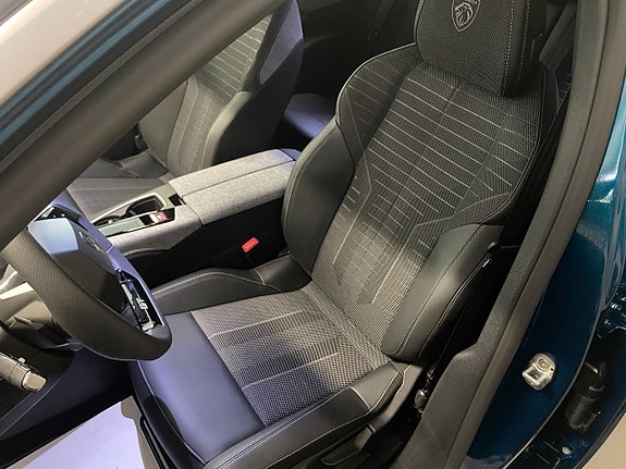 Peugeot 3008 7 of 16