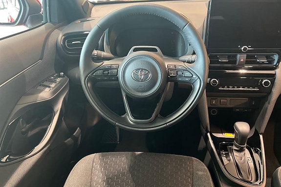 Toyota Yaris Cross 11 of 21