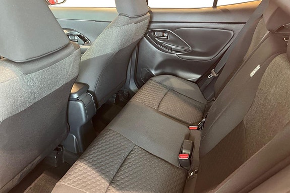 Toyota Yaris Cross 13 of 21