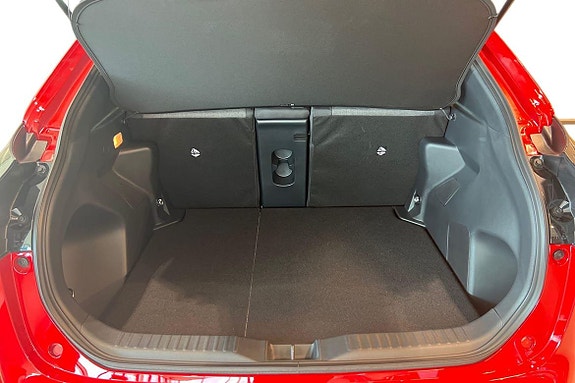 Toyota Yaris Cross 12 of 21