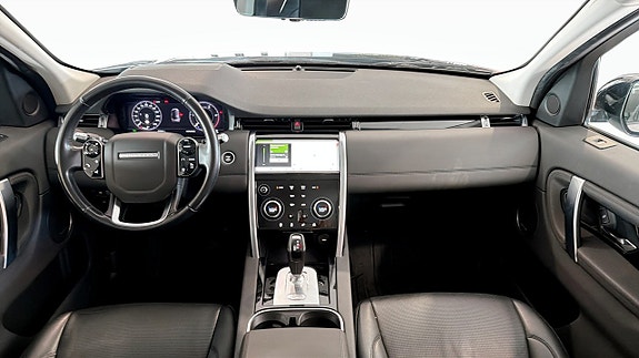 Land Rover Discovery Sport 4 of 9
