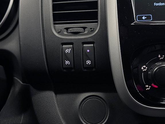 Opel Vivaro 20 of 24
