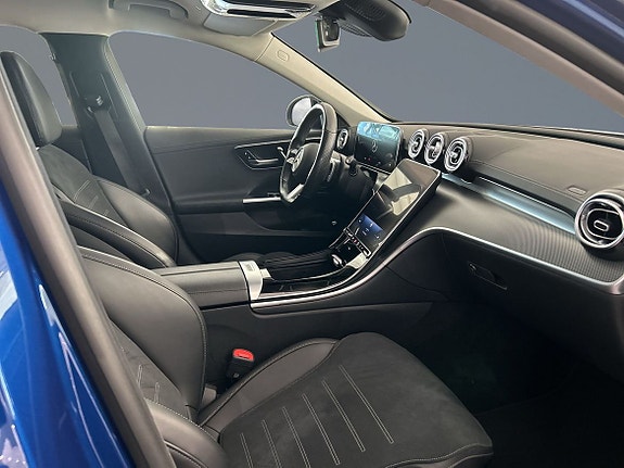 Mercedes-Benz C220 6 of 13
