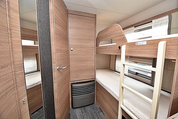 Knaus 580 QS Sport, Barnkammare 12 of 24