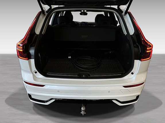 Volvo XC60 10 of 15